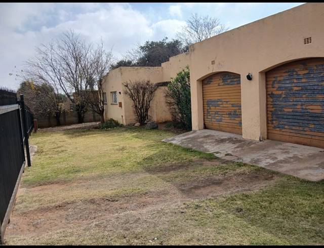 3 BEDROOM HOUSE FOR SALE IN NATURENA